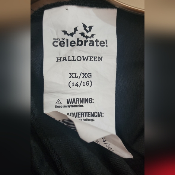 Harley Quinn costume - Picture 3 of 3